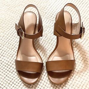 Kelly & Katie Frilisa Tan Vegan Leather Sandals Sz 7.5